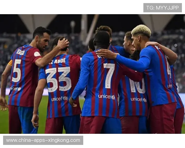 西甲巴萨中路串联流畅,前场火力再起