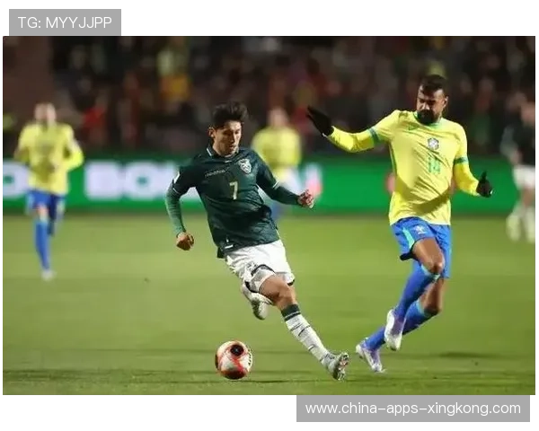 西雅图海湾人边路穿透彻底,鲁伊迪亚斯劲射洞穿球门 西雅图海湾人边路穿透彻底,鲁伊迪亚斯劲射洞穿球门